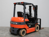 Tweedehands Heftrucks TOYOTA 8FB25