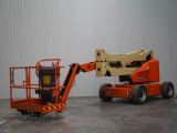 Tweedehands Aerial platforms JLG E450AJ