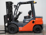 Tweedehands Forklift trucks TOYOTA 52-8FDF25