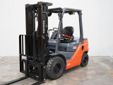 Tweedehands Forklift trucks TOYOTA 52-8FDF25