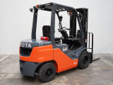 Tweedehands Forklift trucks TOYOTA 52-8FDF25