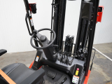 Tweedehands 4-Wiel heftrucks EP EFL253