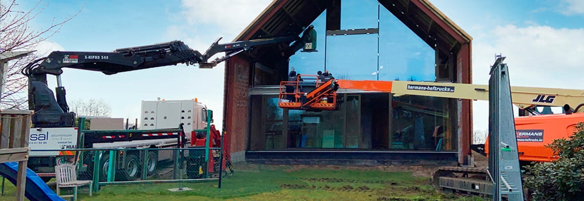 Vossal gebruikt rupshoogwerker van Hermans Heftrucks