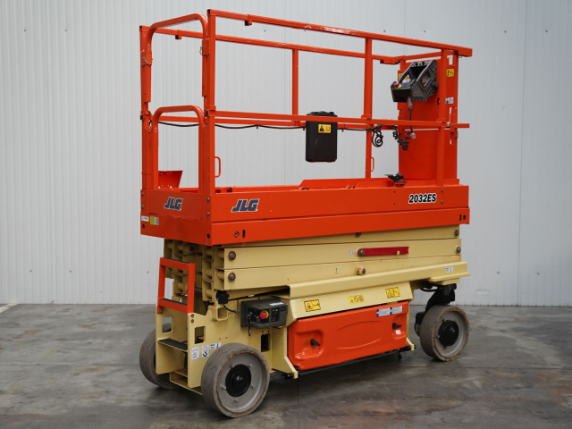 Tweedehands Schaarliften JLG 2032ES Tweedehands Schaarliften JLG 2032ES