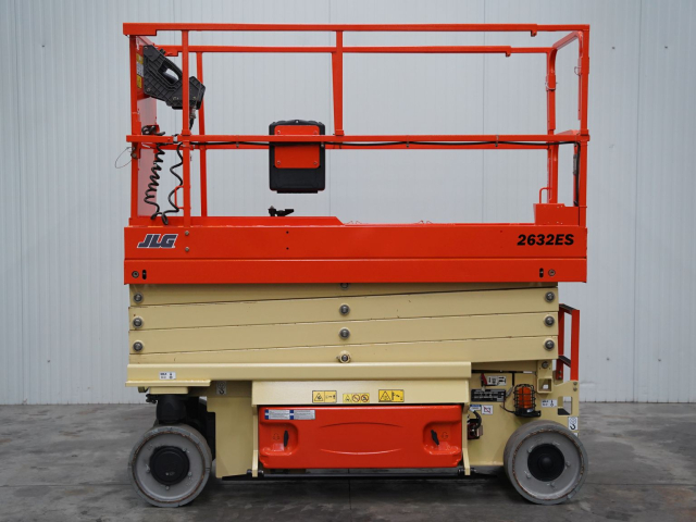 Tweedehands Schaarliften JLG 2632ES Tweedehands Schaarliften JLG 2632ES