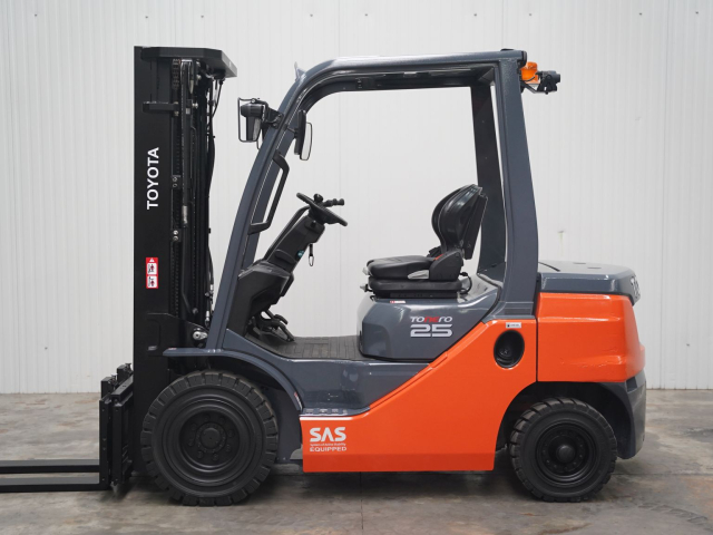 Tweedehands Heftrucks TOYOTA 52-8FDF25