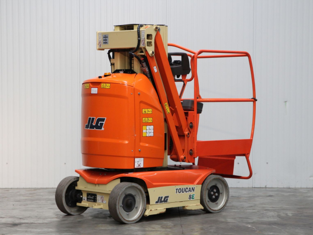 Tweedehands Aerial platforms JLG TOUCAN 8E