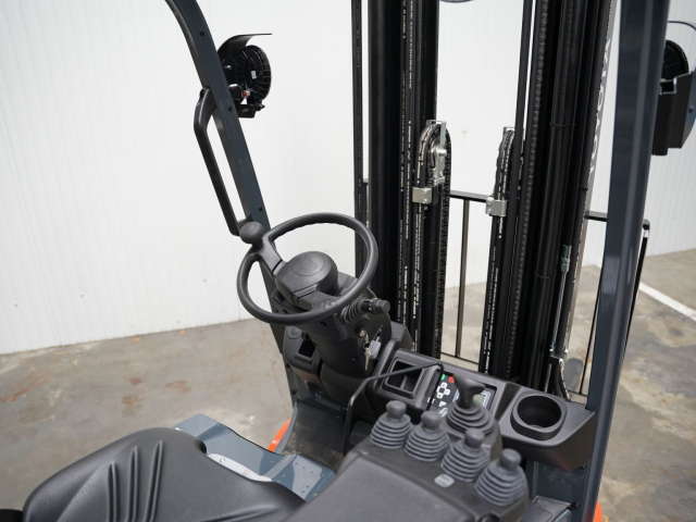Tweedehands Heftrucks TOYOTA 8FBEK18T