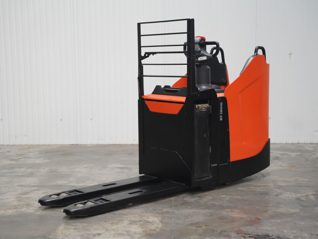 Tweedehands Transpalletten TOYOTA LPE200