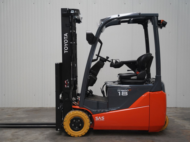 Tweedehands Heftrucks TOYOTA 8FBEK18T