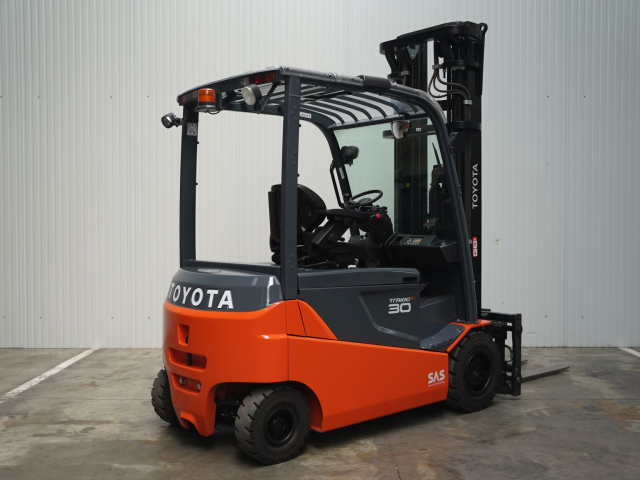 Tweedehands Heftrucks TOYOTA 8FBMT30
