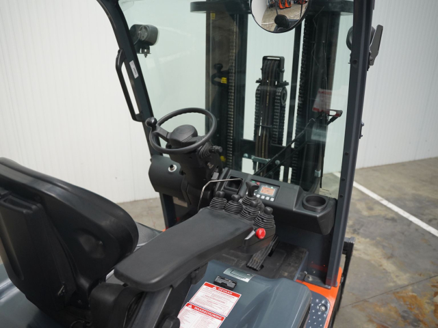 Tweedehands Heftrucks TOYOTA 8FBMT30