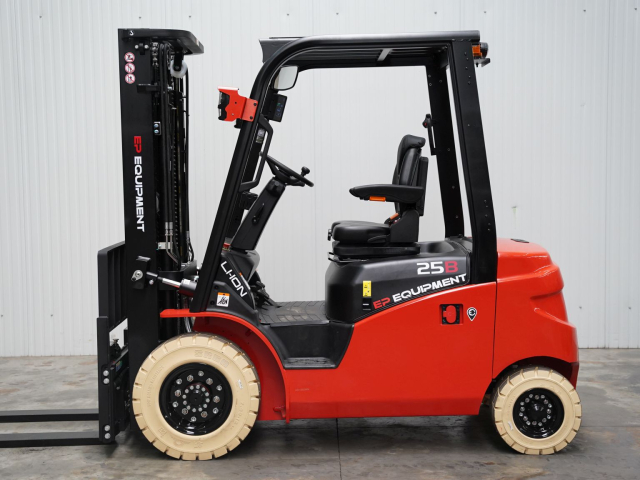 Tweedehands Heftrucks EP EFL253