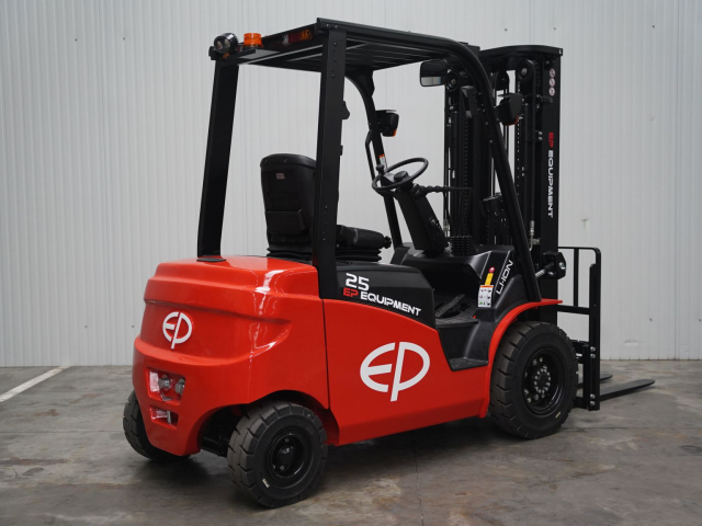 Tweedehands Heftrucks EP EFL253