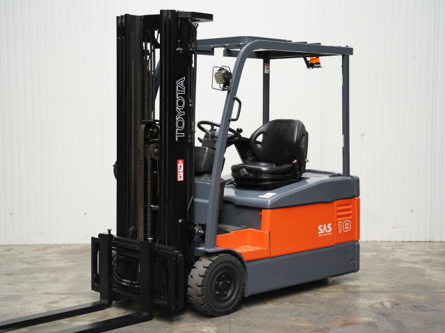 Tweedehands Heftrucks TOYOTA 7FBEF18