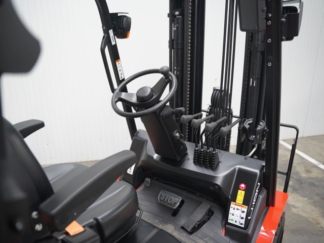 Tweedehands Heftrucks EP EFL303