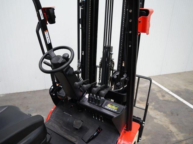 Tweedehands Heftrucks EP EFL181 Tweedehands Heftrucks EP EFL181