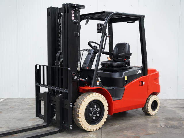 Tweedehands Heftrucks EP EFL353 Tweedehands Heftrucks EP EFL353