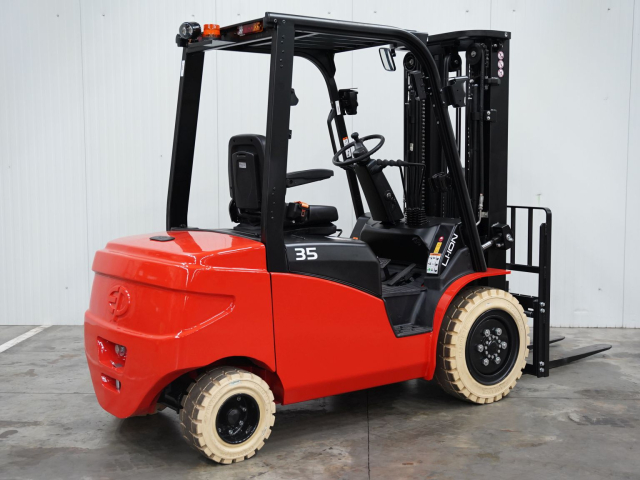 Tweedehands Heftrucks EP EFL353 Tweedehands Heftrucks EP EFL353