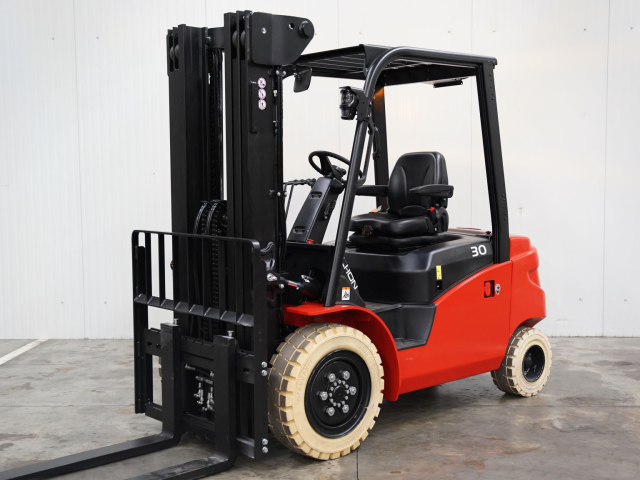 Tweedehands Heftrucks EP EFL303 Tweedehands Heftrucks EP EFL303