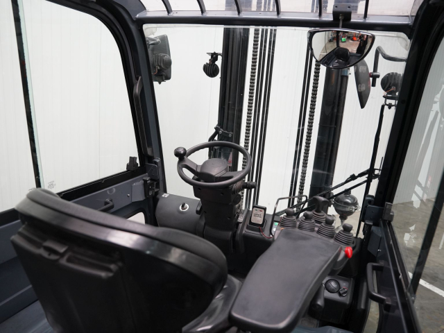 Tweedehands Heftrucks TOYOTA 8FBMT35