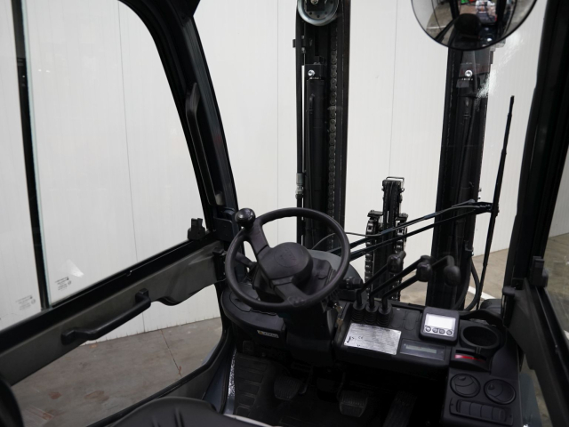 Tweedehands Heftrucks TOYOTA 02-8FGF30