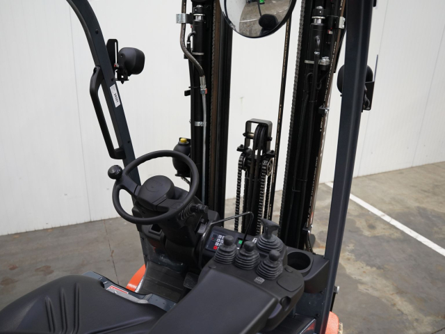 Tweedehands Heftrucks TOYOTA 8FBE20T