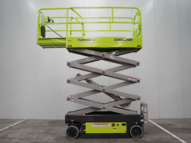 Tweedehands Schaarliften ZOOMLION ZS0808AC-LI