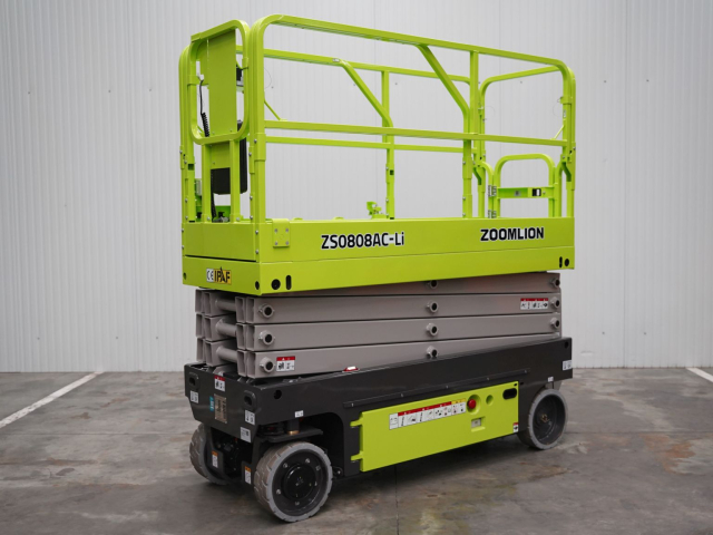 Tweedehands Schaarliften ZOOMLION ZS0808AC-LI