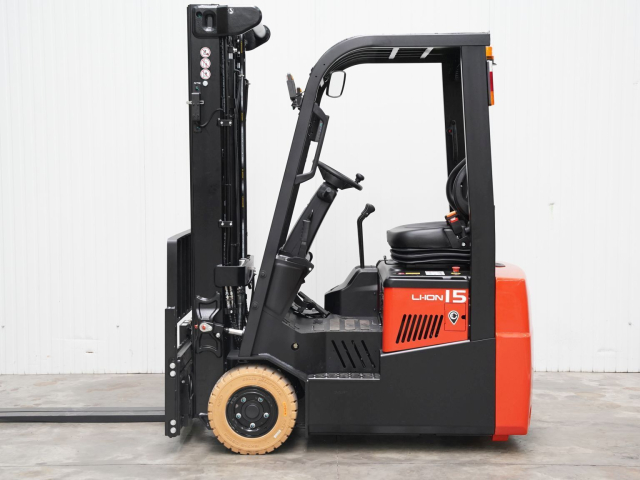 Tweedehands 3-Wiel heftrucks EP TVL151 Tweedehands 3-Wiel heftrucks EP TVL151