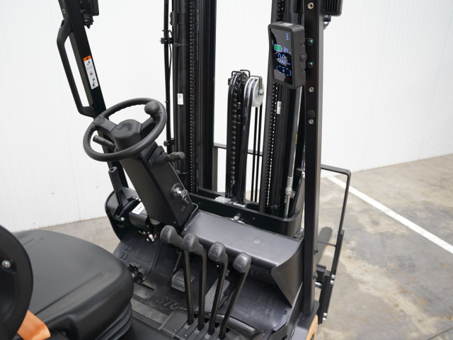 Tweedehands 3-Wiel heftrucks EP TVL181 Tweedehands 3-Wiel heftrucks EP TVL181