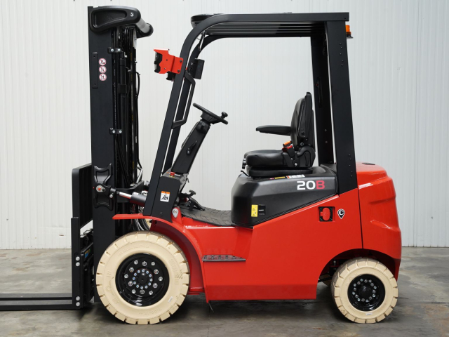 Tweedehands Forklift trucks EP EFL203