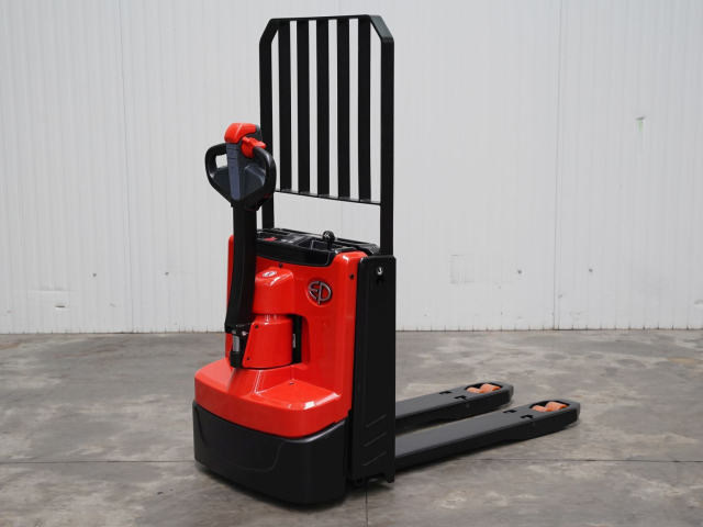 Nieuwe elektrische transpallet EP WAL20 PRO