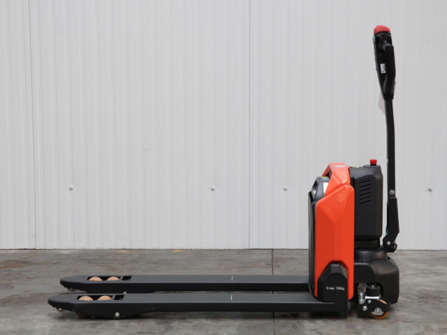 Tweedehands Transpalletten TOYOTA LHE155