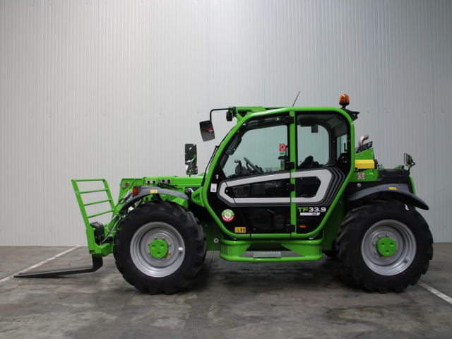 Tweedehands Verreikers MERLO TF33.9-140