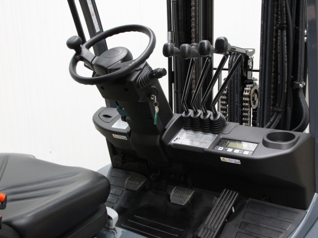 Tweedehands Heftrucks TOYOTA 52-8FDJF35