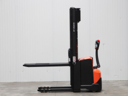 Tweedehands Stapelaars TOYOTA SWE120