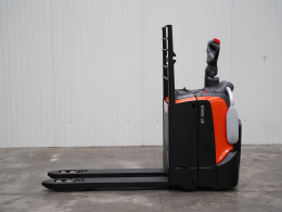 Tweedehands Transpalletten TOYOTA LPE200/10