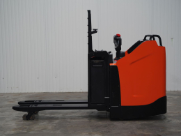 Tweedehands Transpalletten TOYOTA LPE200