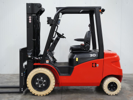 Tweedehands Heftrucks EP EFL303 Tweedehands Heftrucks EP EFL303