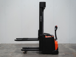 Tweedehands Stapelaars BT SWE160L