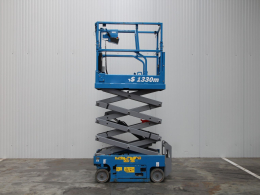 Tweedehands Hoogwerkers GENIE GS-1330m