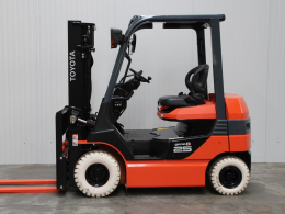 Tweedehands Heftrucks TOYOTA 8FB25