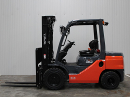 Tweedehands Heftrucks TOYOTA 52-8FDF30