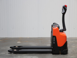 Tweedehands Transpalletten TOYOTA LWI160