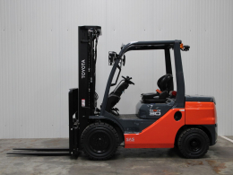 Tweedehands Heftrucks TOYOTA 52-8FDF30