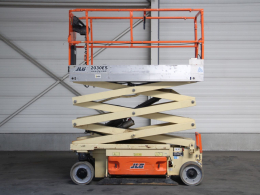 Tweedehands schaarlift JLG 2030ES